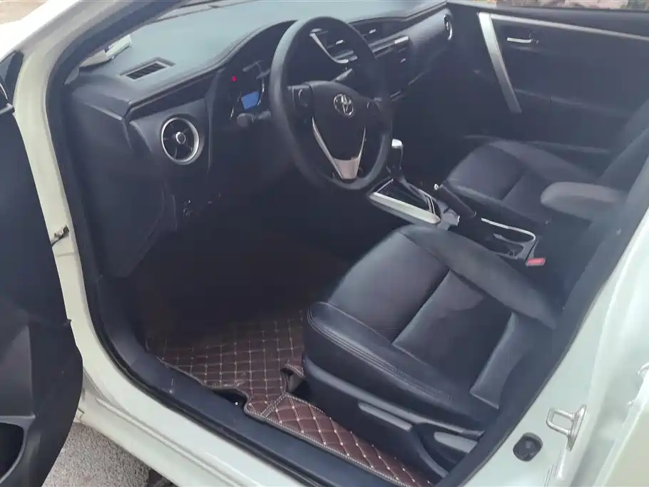 Toyota Levin 2017 Facelift 185T Manual Elite (China V) фото 9