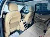 Фото 10 - Jaguar F-PACE
