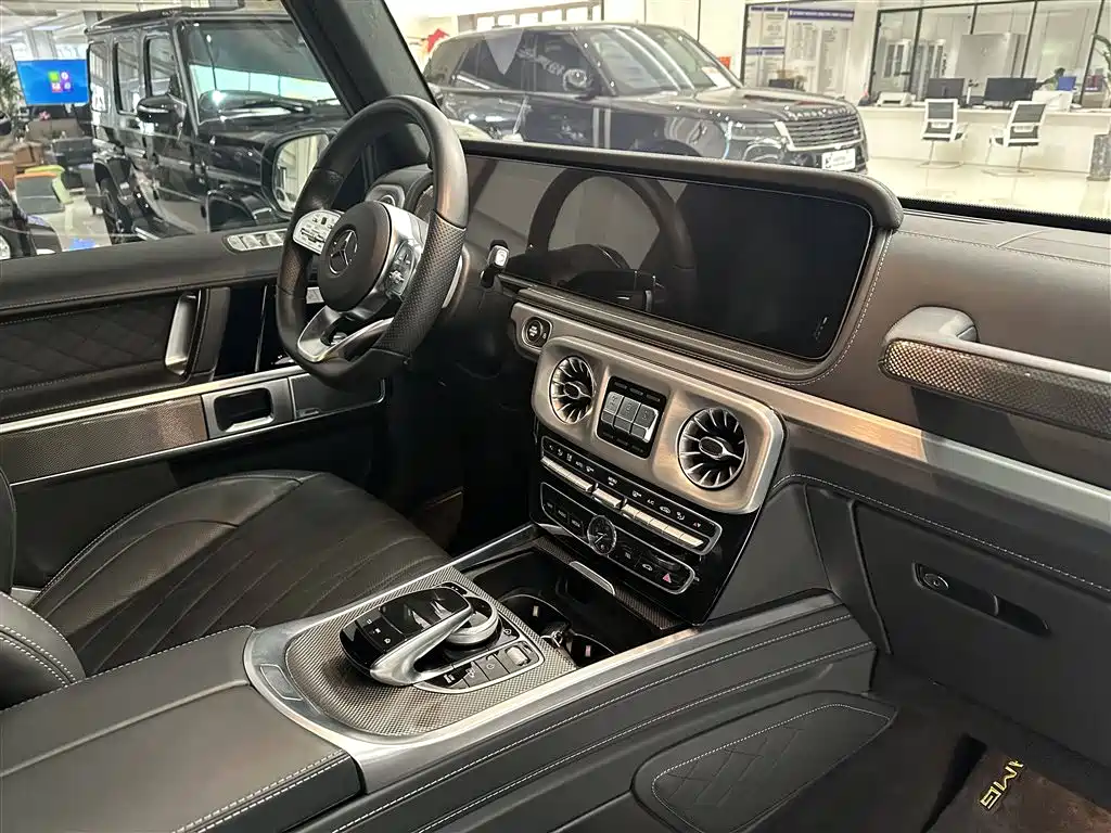 Mercedes-Benz G-Class 2024 G 500 фото 18