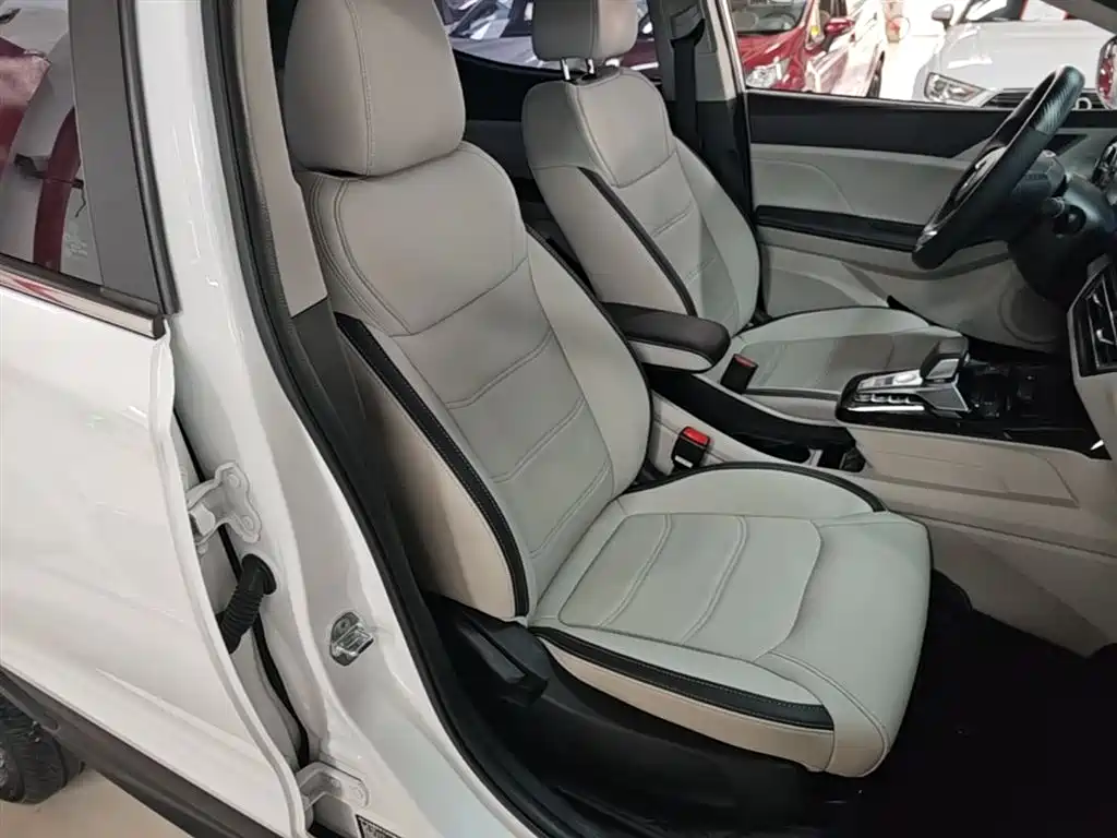 BYD Yuan Pro 2021 401KM Luxury Model фото 25
