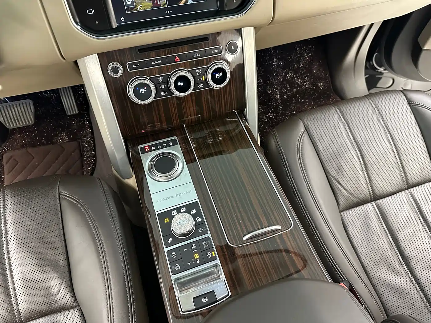 Фото 21 - Land Rover Range Rover