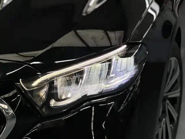 Mercedes-Benz E-Class 2025 E 300 L Luxury — фото 4