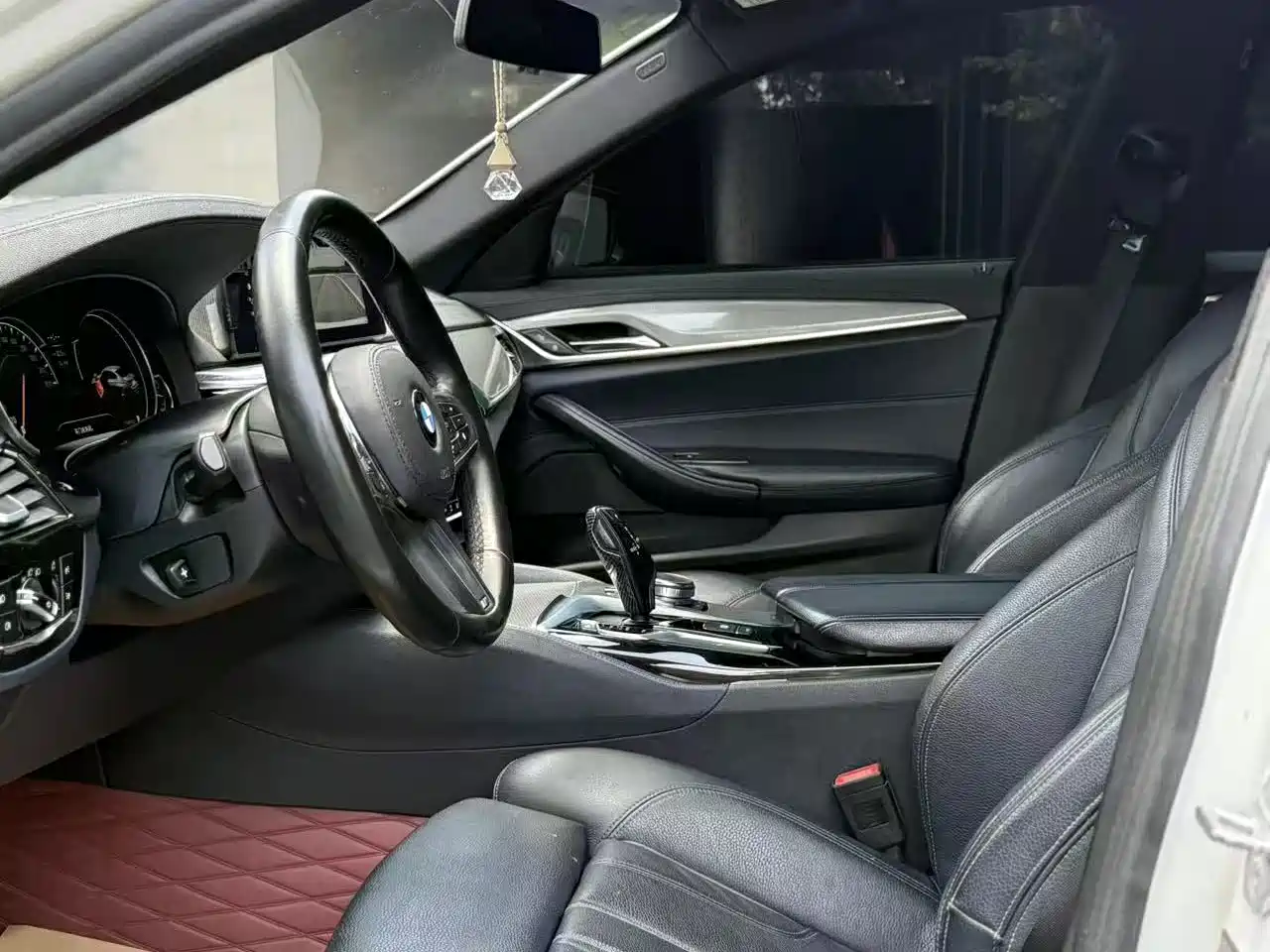 BMW 5 Series (Import) 2018 525i M Sport Package фото 3