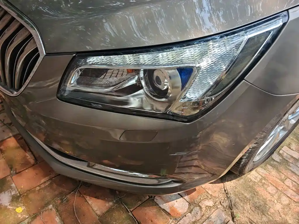 Фото 24 - Buick LaCrosse