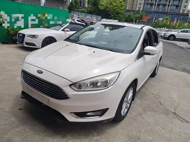  Ford Focus 2017 Sedan 1.6L Automatic Fashion Smart Edition