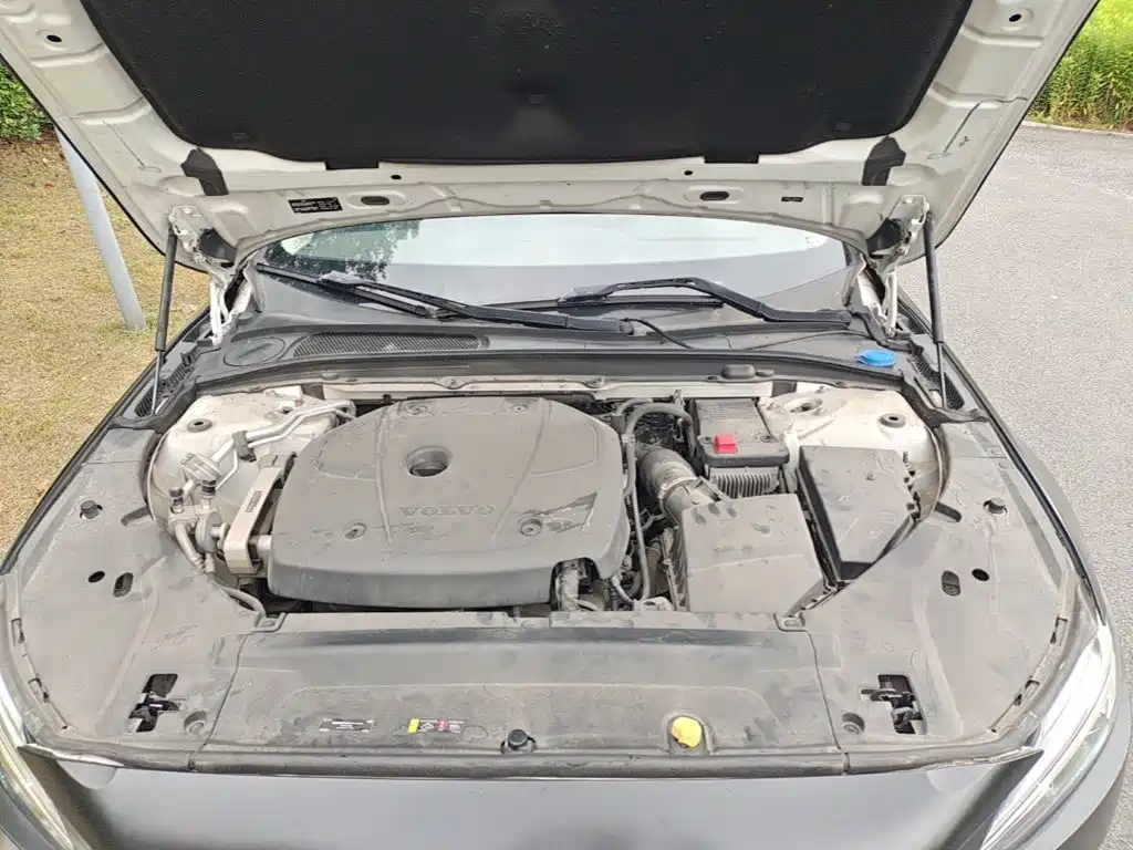 Фото 20 - Volvo S90