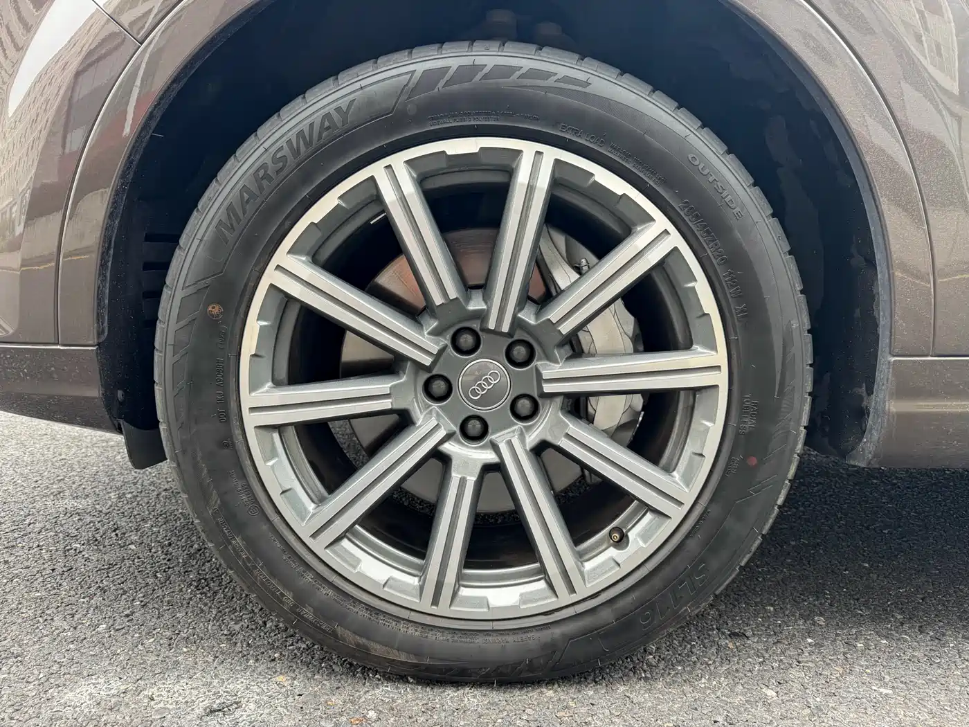 AUDI Q7