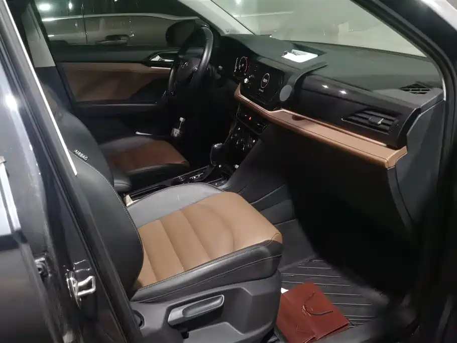 Volkswagen Tharu 2019 Model 330TSI 4WD Flagship Edition China VI фото 8