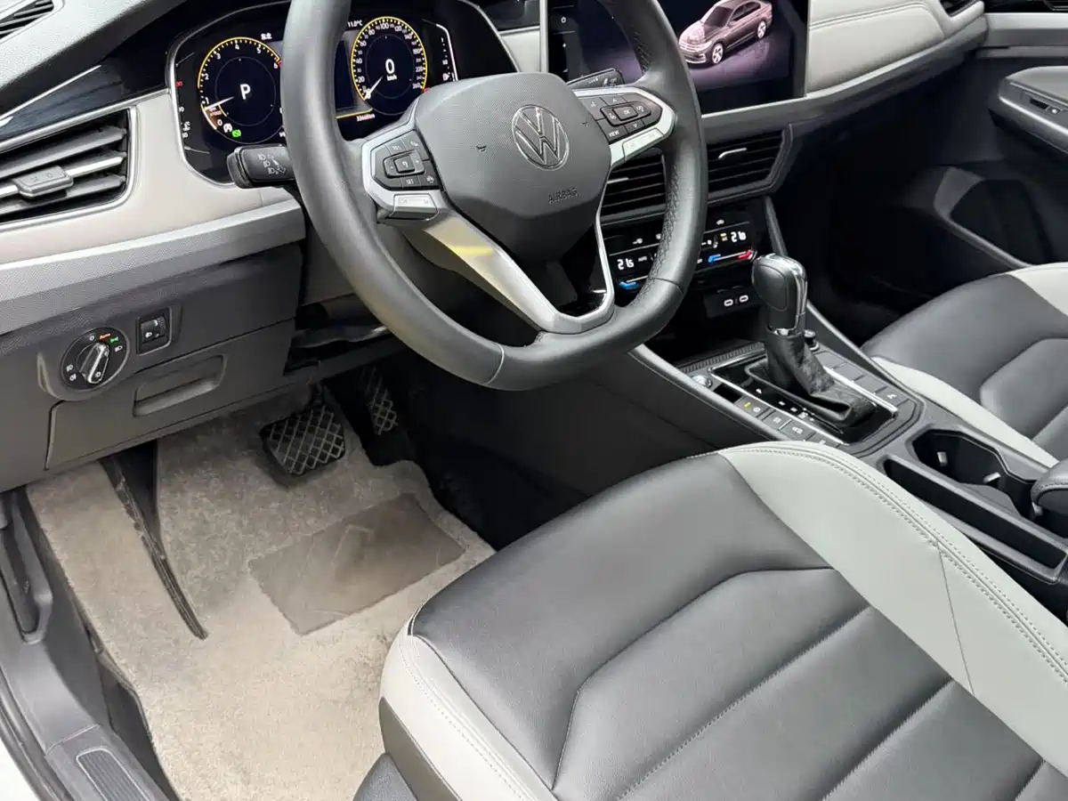 Volkswagen Bora 2023 280TSI DSG Prestige Edition фото 17
