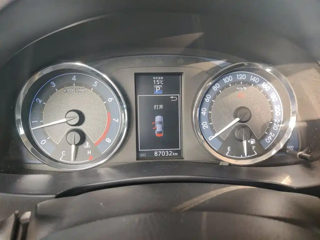 Toyota Levin 2014 1.8GS CVT Elite Edition фото 8