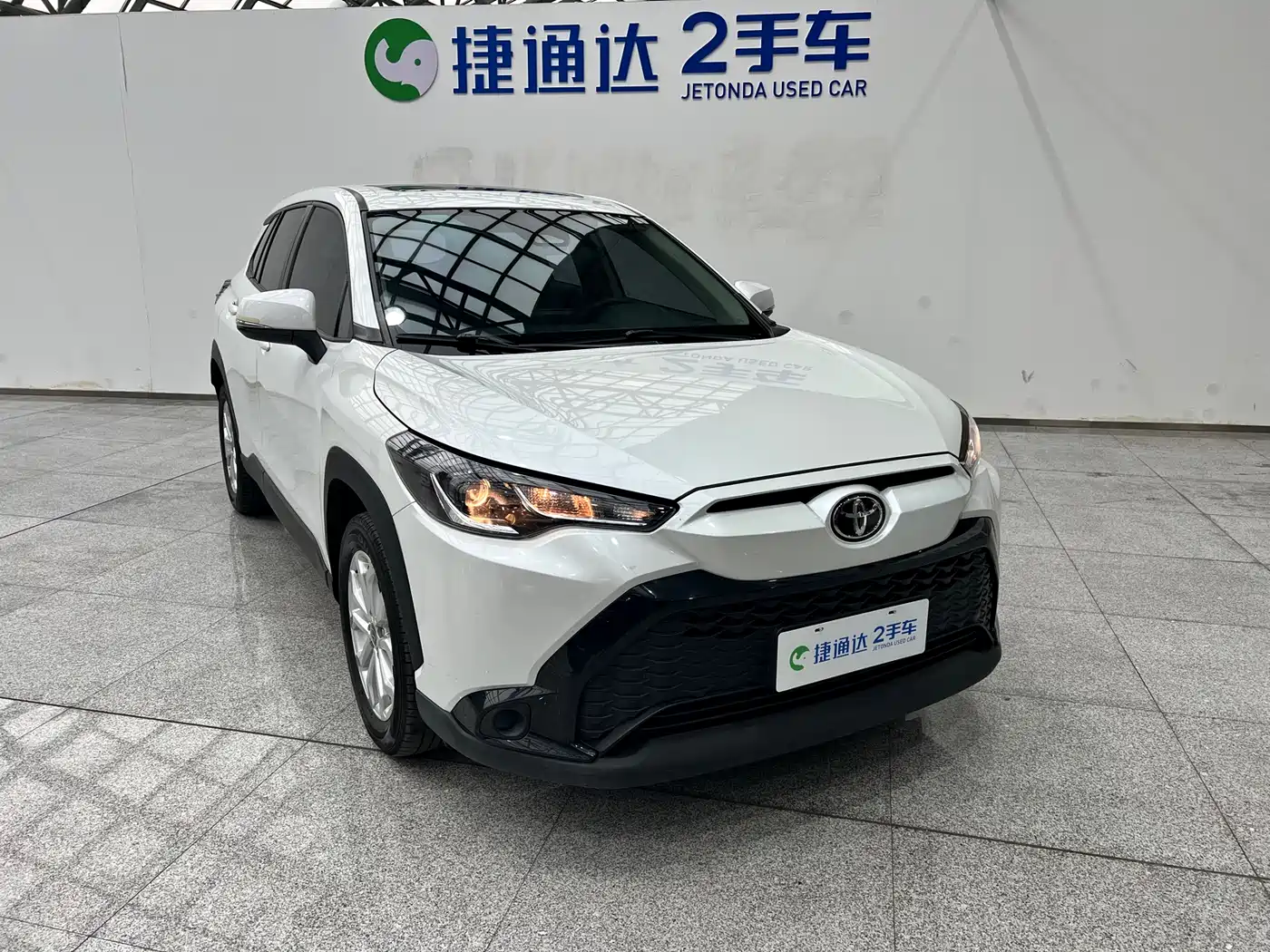 Toyota Frontlander 2023 2.0L CVT Leading Edition фото 4