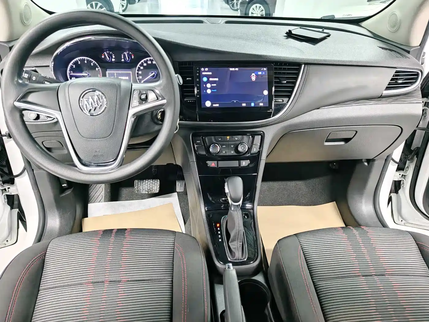 Buick Encore 2016 18T Automatic 2WD Urban Leading фото 7