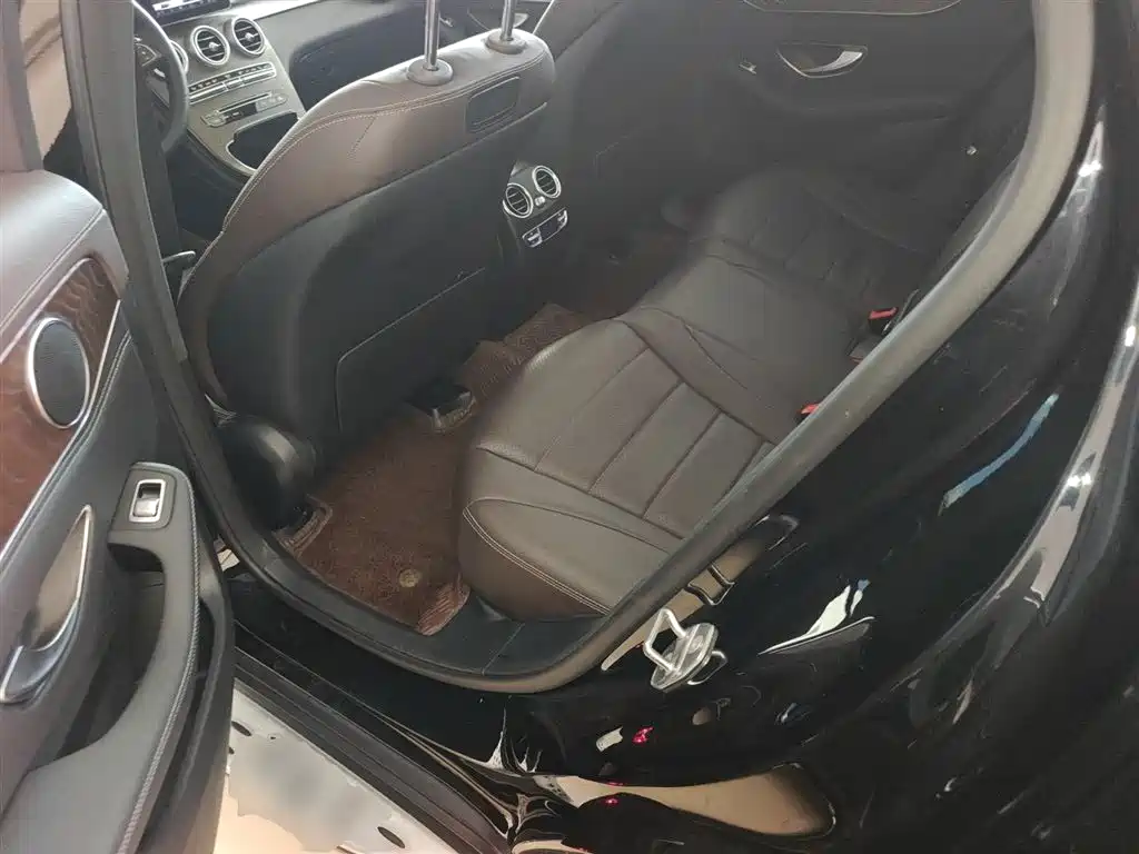 Mercedes-Benz GLC 2017 GLC 300 4MATIC Dynamic фото 13