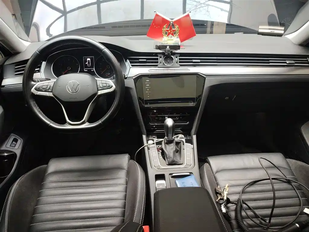 Volkswagen Magotan 2020 330TSI DSG Leading фото 13