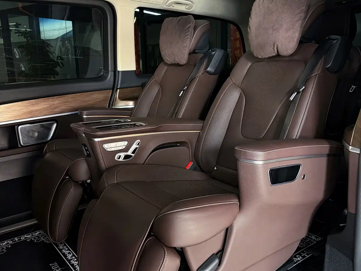 Mercedes-Benz V-Class 2024 2022 V 260 L Long Wheelbase Luxury Edition