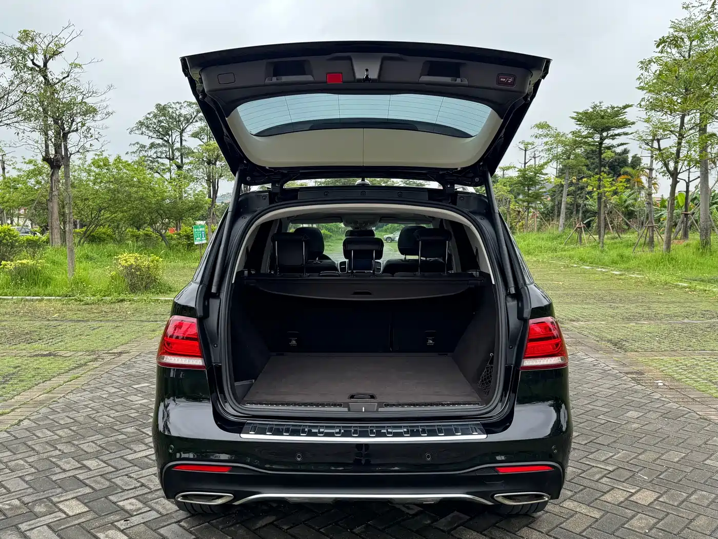Mercedes-Benz GLE 2018 GLE 320 4MATIC Dynamic Ultimate Edition фото 24