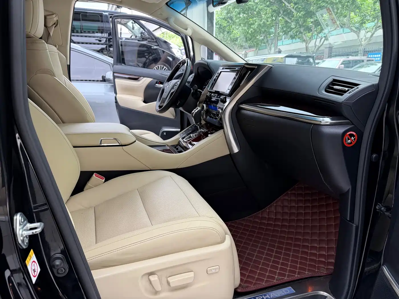 Toyota Alphard 2015 3.5L Luxury Edition фото 8