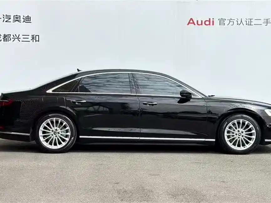 Audi A8 2021 A8L 50 TFSI quattro Comfort фото 3
