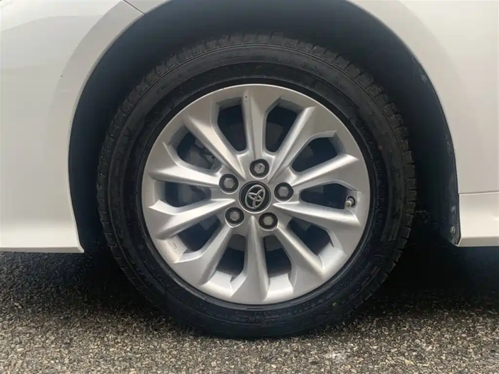 Toyota Corolla 2021 1.2T S-CVT Elite PLUS Edition фото 13