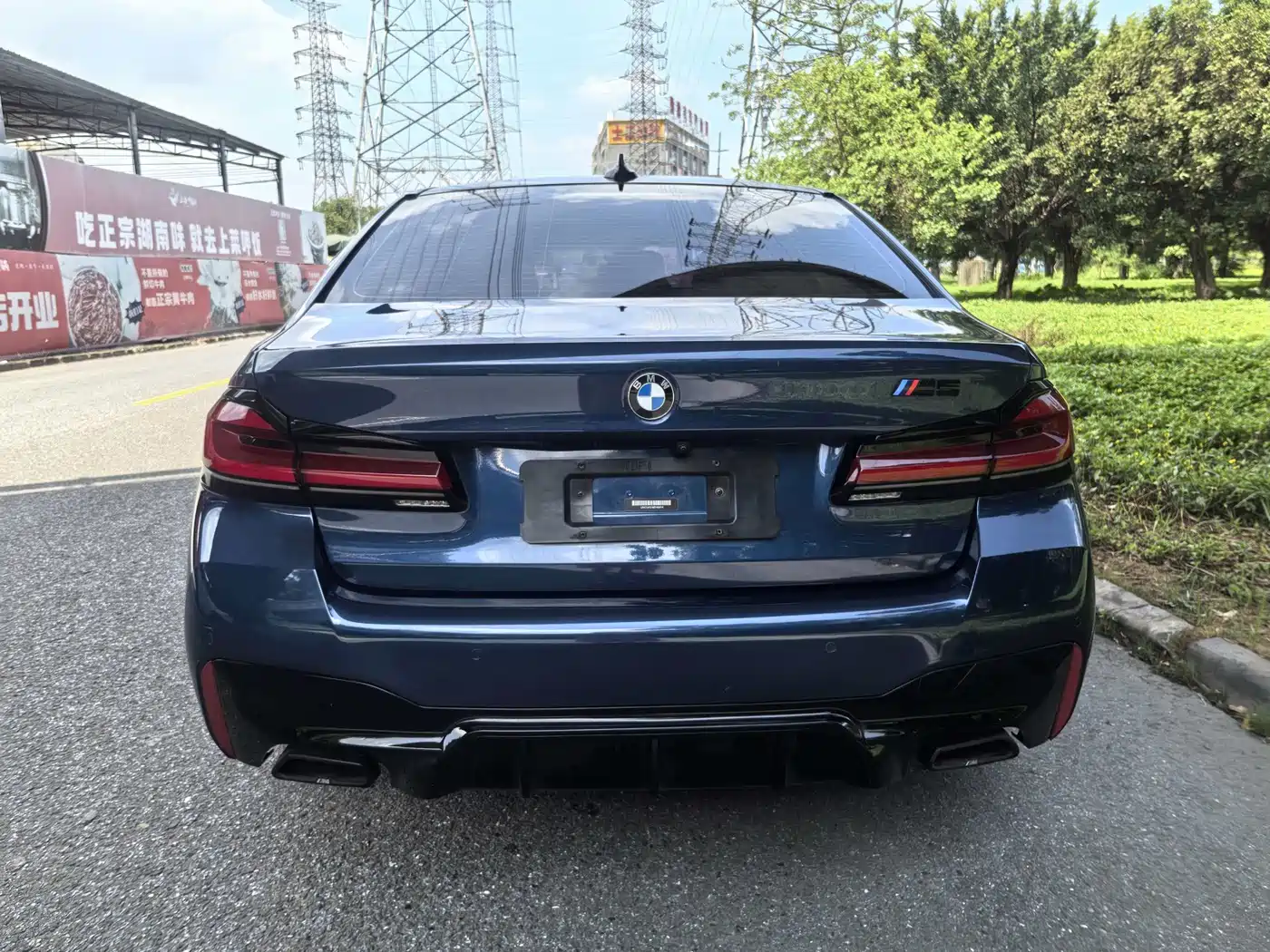 BMW 5 Series 2021 525Li M Sport Package фото 6