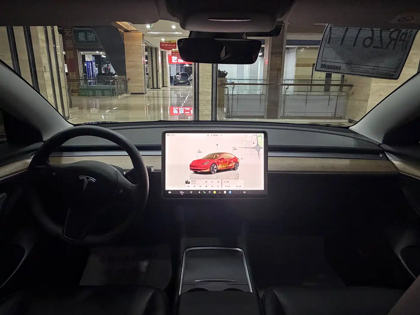 TESLA MODEL 3