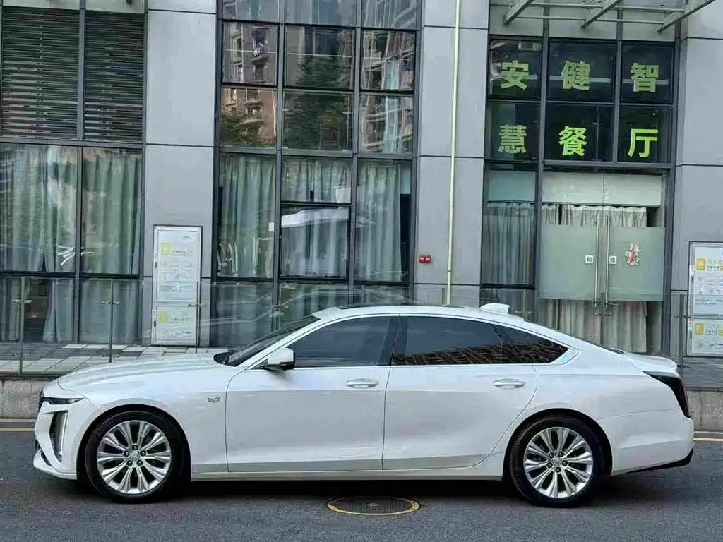 Cadillac CT6 2023 2023 28T Premium Model