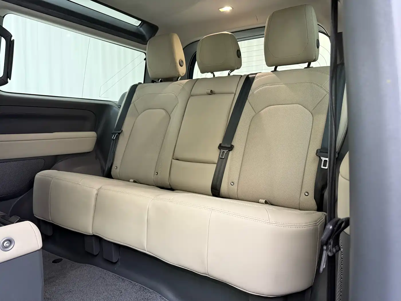 Land Rover Defender 2024 90 3.0T P400 HSE фото 5