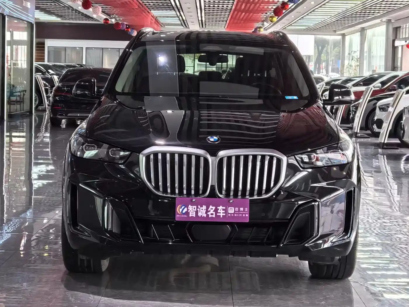 BMW X5 2023 xDrive 30Li Premium M Sport Black Night Package фото 2