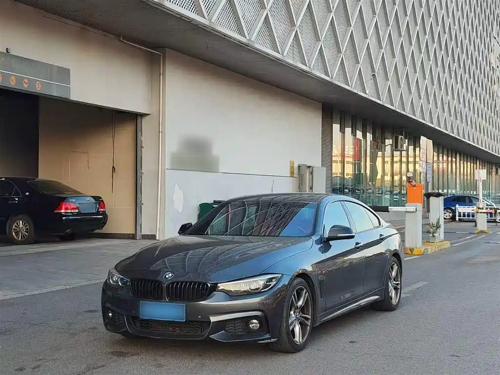 BMW 4-SERIES