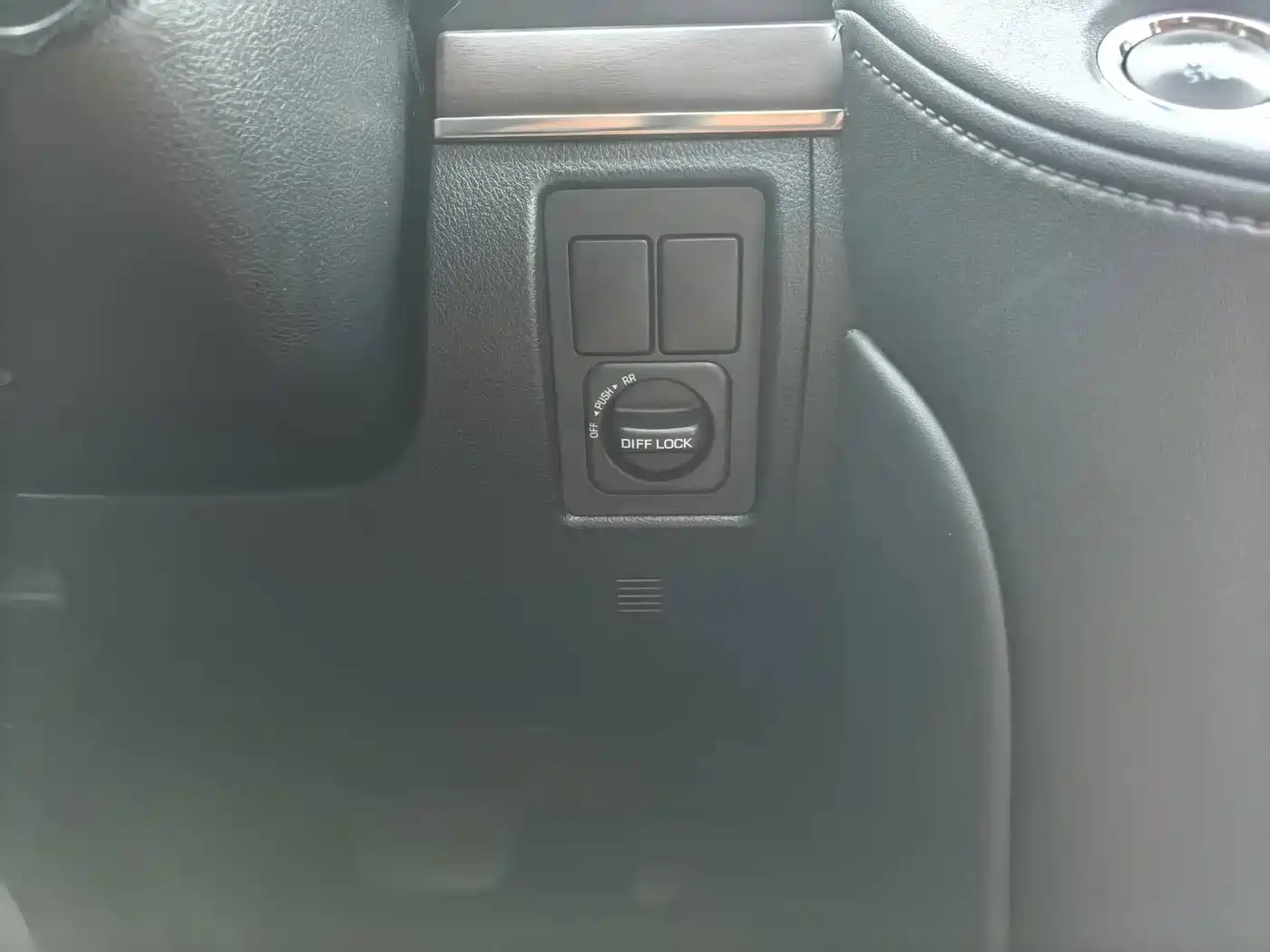 Toyota Land Cruiser (Import) 2019
