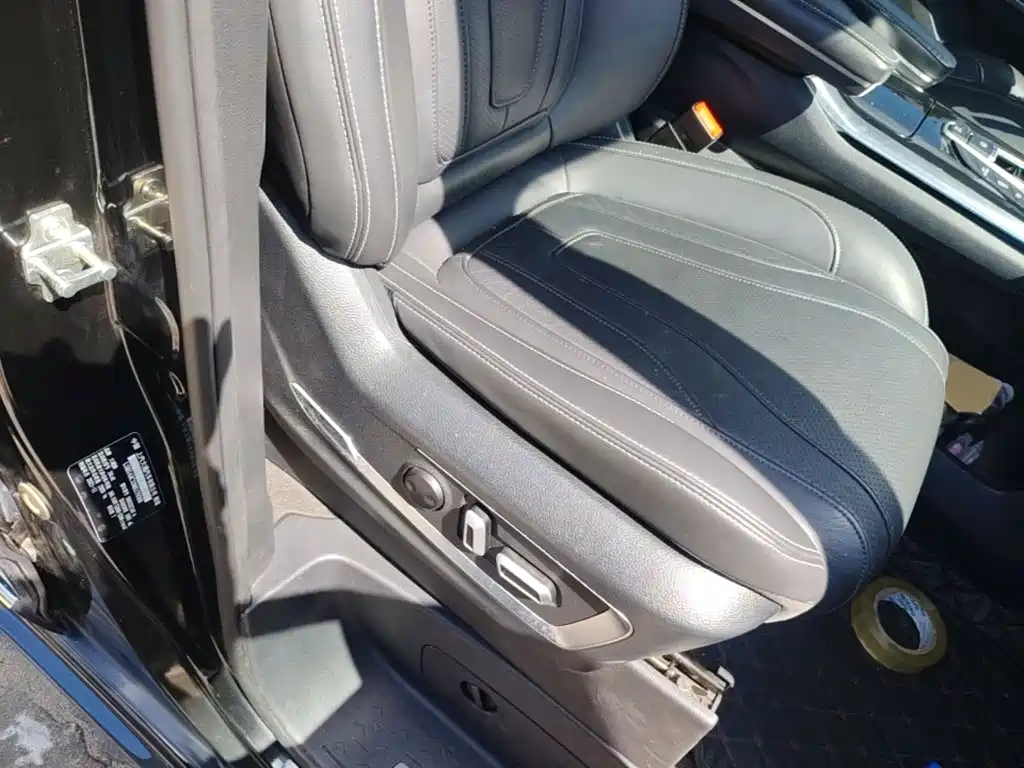 Фото 25 - Maxus G20