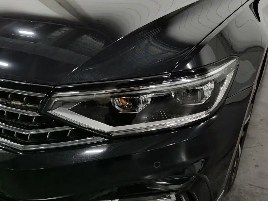 Volkswagen Magotan 2024 2023 2 Million Units Anniversary Edition 330TSI DSG Leading Type