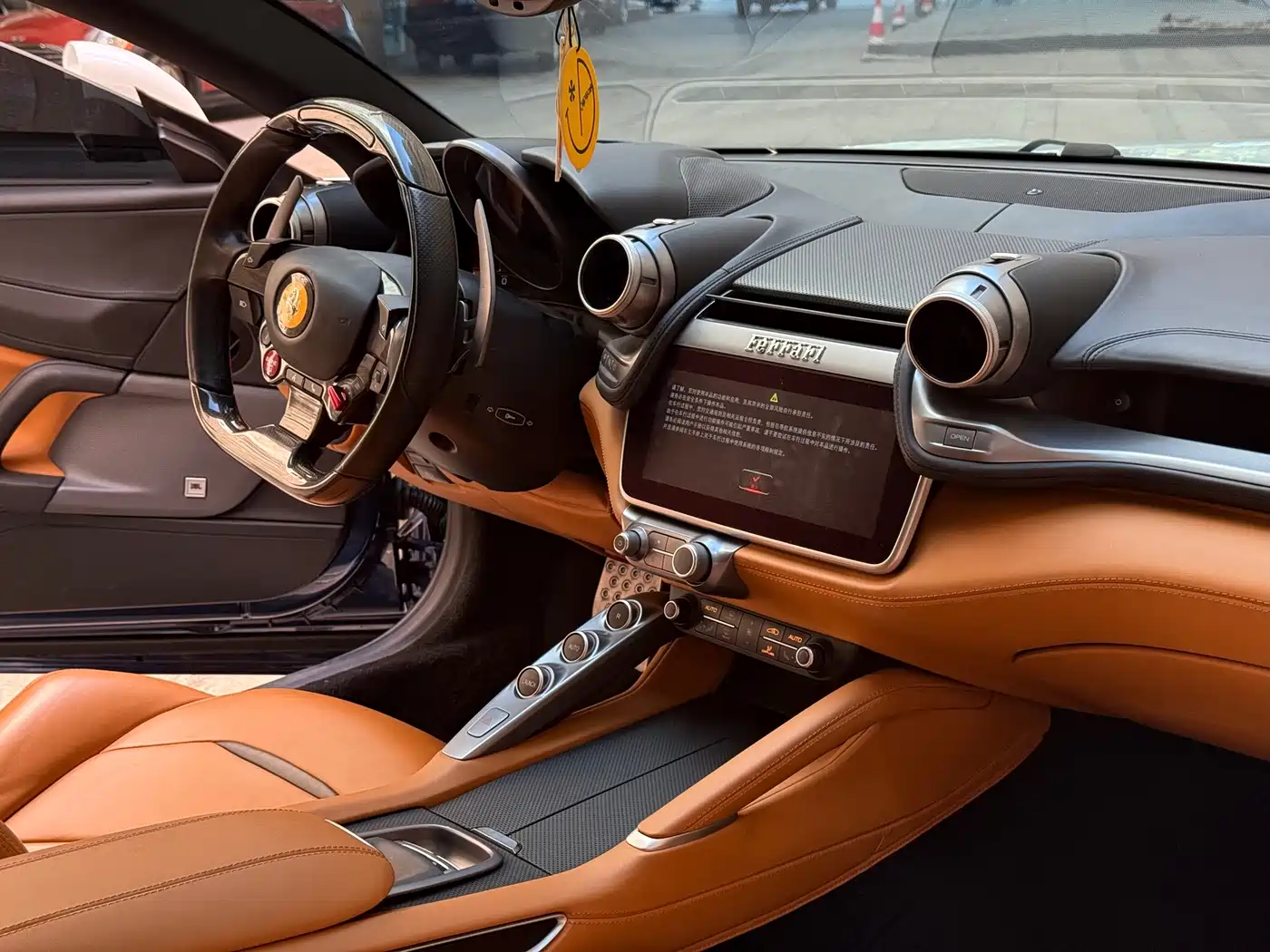 Ferrari GTC4Lusso 2018 2017 3.9T V8