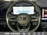 Фото 17 - Geely Monjaro