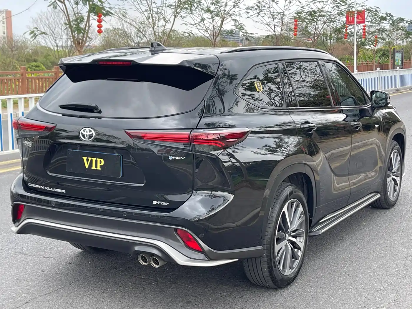 Toyota Crown Kluger 2024 2.5L HEV 4WD Premium Edition фото 5