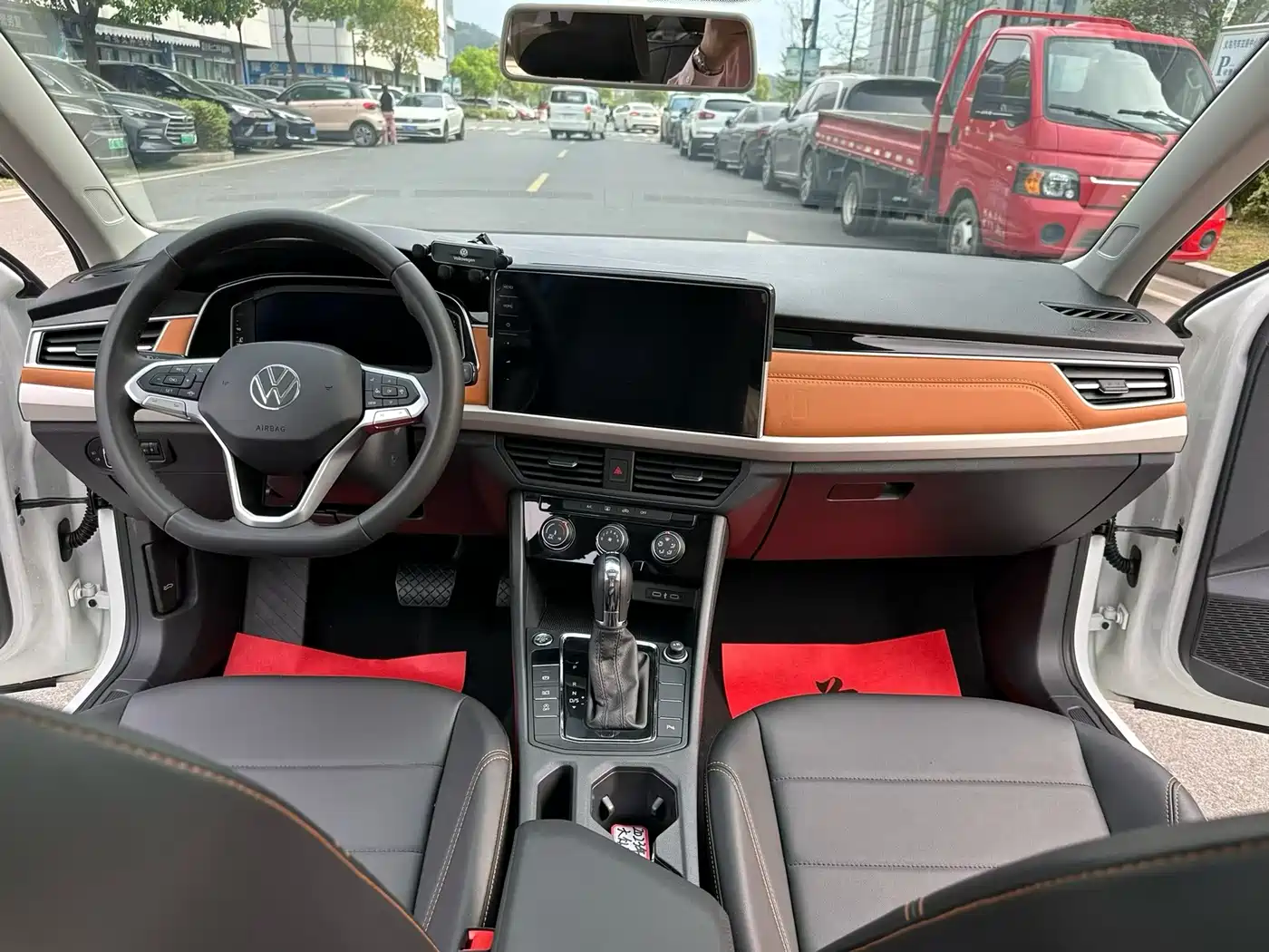 Volkswagen Bora 2023 200TSI DSG Yuexing PRO Edition фото 5