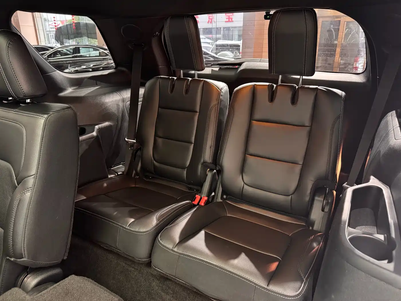Ford Explorer (Import) 2017 3.5T Elite Edition фото 6