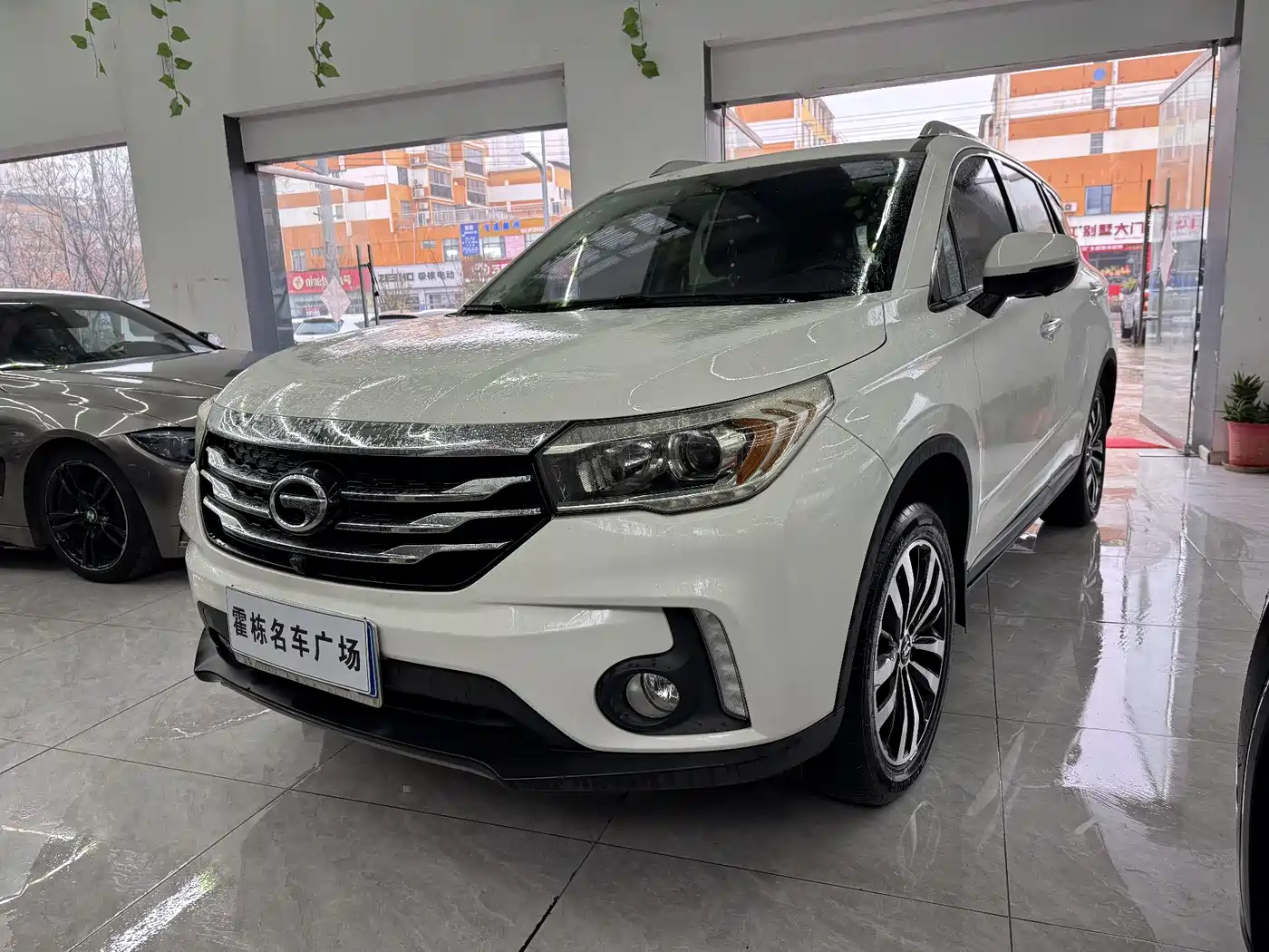 GAC Trumpchi Trumpchi GS4 2017 235T Automatic 2WD Luxury Smart Connected Edition