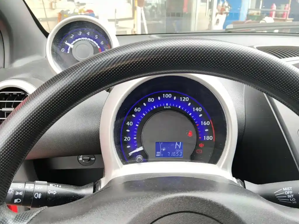 BYD F0 2017 2015 1.0L AMT Xuan Cool Edition