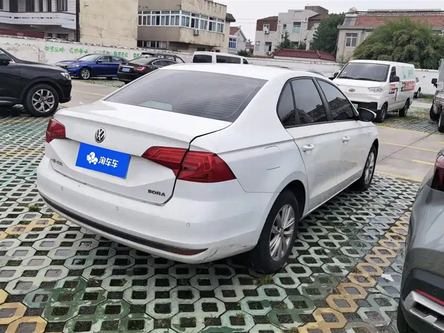 Volkswagen Bora 2018 1.5L Automatic Fashion фото 3