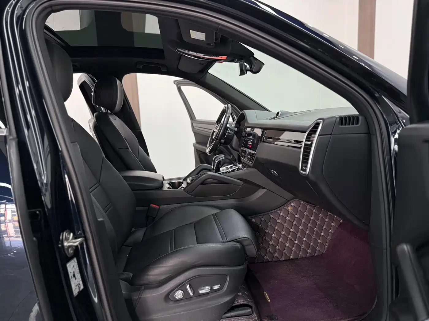 Porsche Cayenne New Energy 2020 Cayenne E-Hybrid 2.0T фото 21
