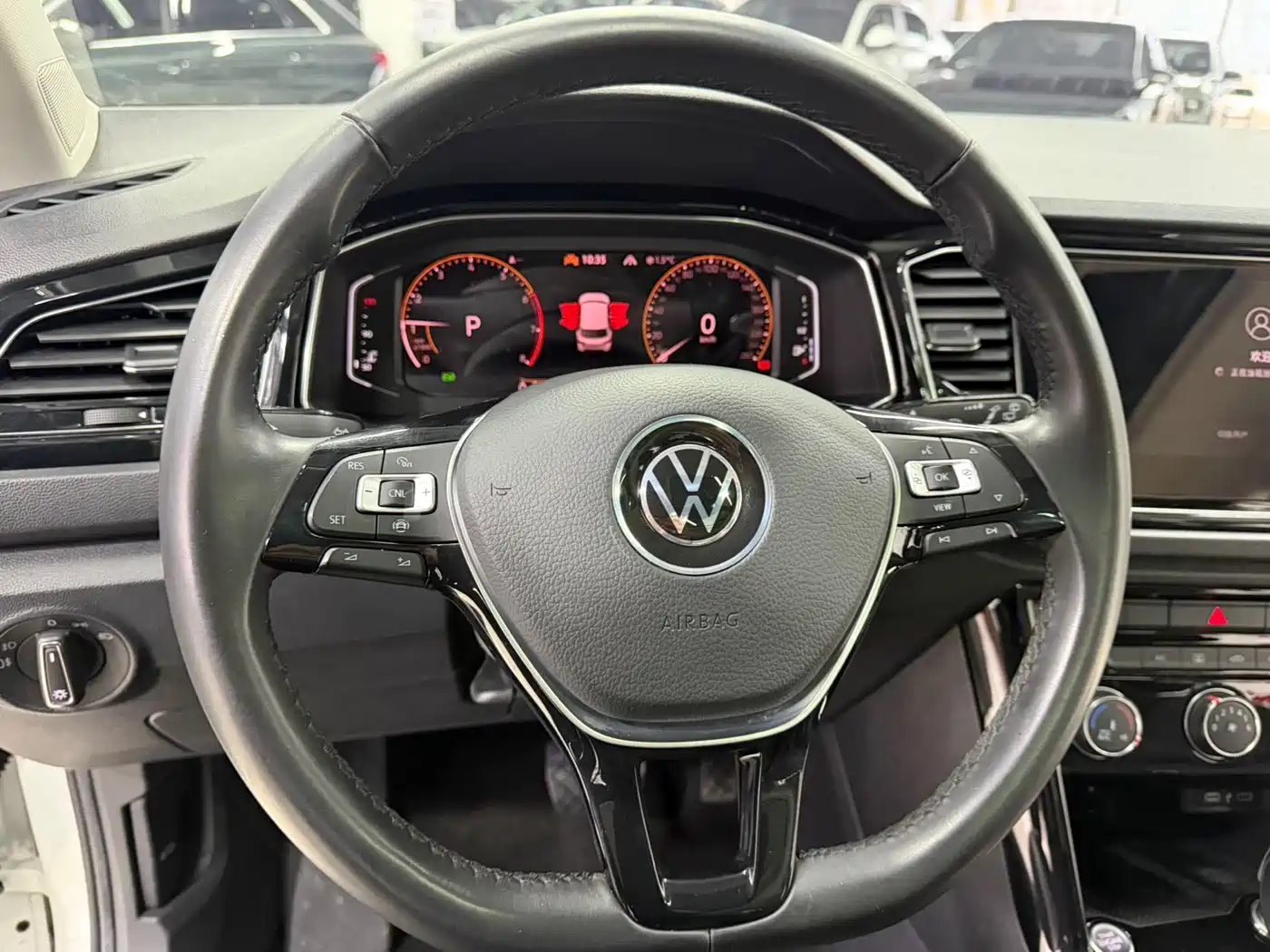 Volkswagen T-ROC 2022 280TSI DSG 2WD Comfort PLUS фото 12