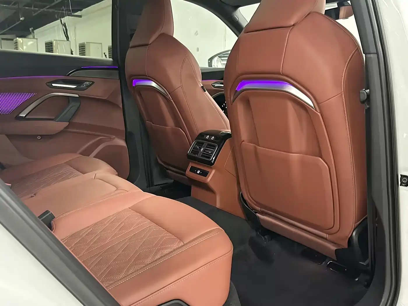 Audi Q5L 2026 Luxury Sport 150kW фото 14