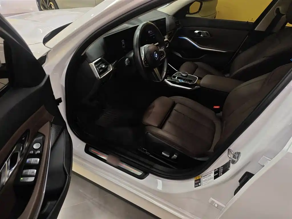 BMW i3 2022 eDrive 35 L фото 12