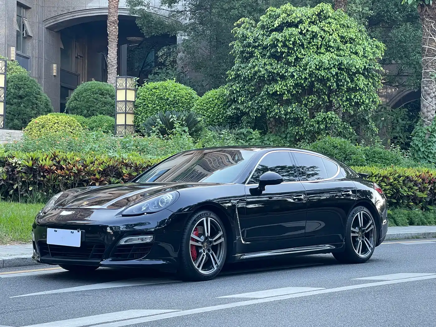 Porsche Panamera 2010 Porsche Panamera Turbo 4.8T