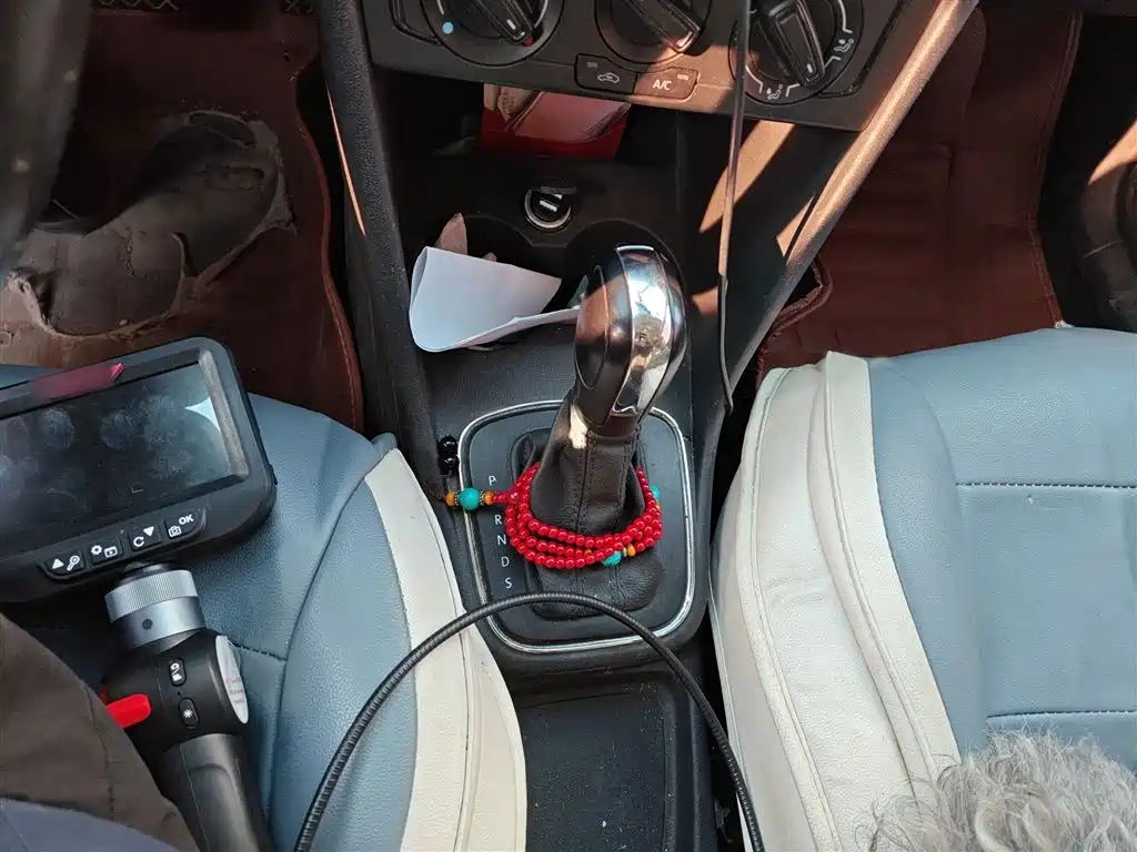 Volkswagen Polo 2016 1.4L Automatic Trend фото 7