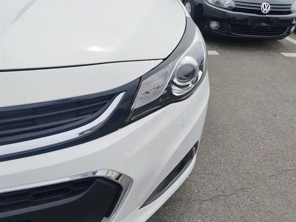 Chevrolet Malibu 2018 530T Automatic Luxury Edition фото 24