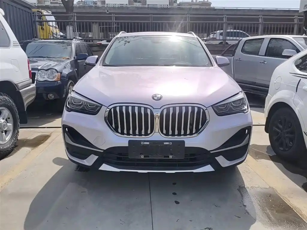 BMW X1 2022 Facelift xDrive25Li Premium Edition фото 3