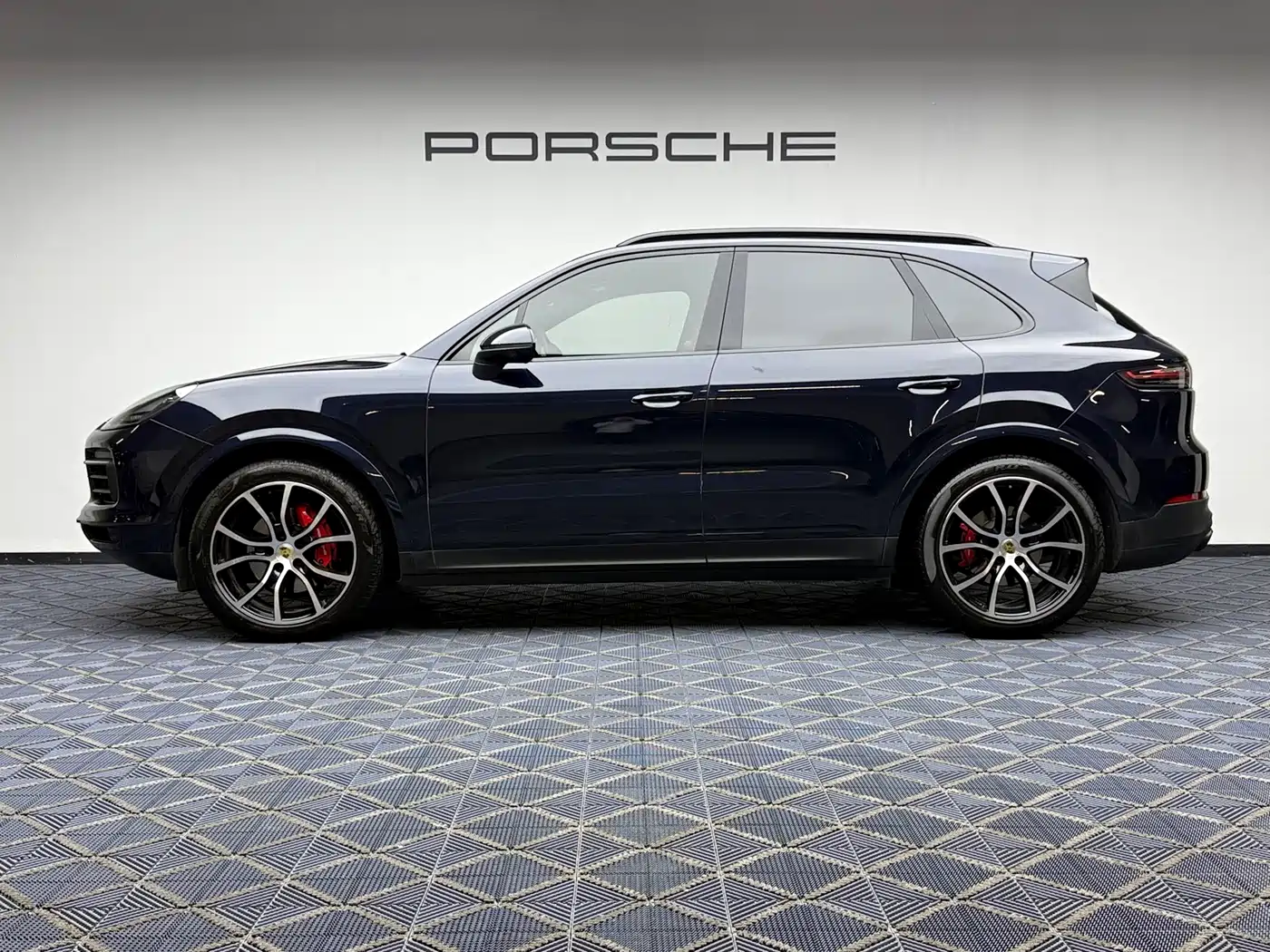 Porsche Cayenne 2023 Cayenne 3.0T Platinum Edition фото 12