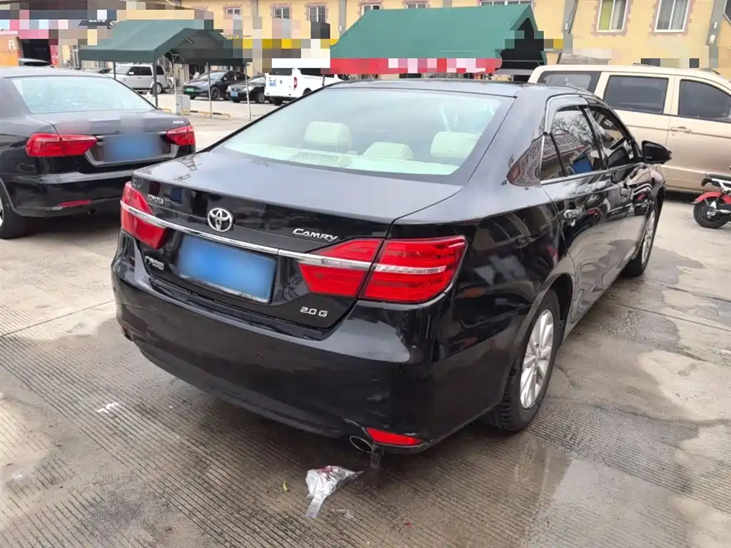 Toyota Camry 2016 2.0G 10th Anniversary Leading Edition фото 7